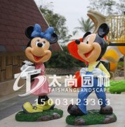玻璃钢雕塑厂家的定制价钱-云顶集团3118雕塑